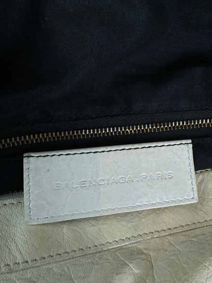 Balenciaga City - respace.studio