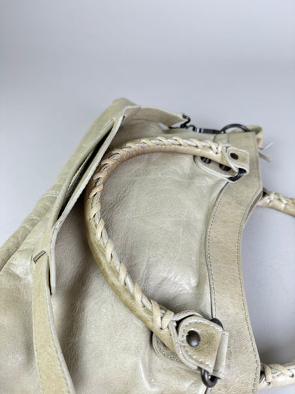Balenciaga City First - respace.studio
