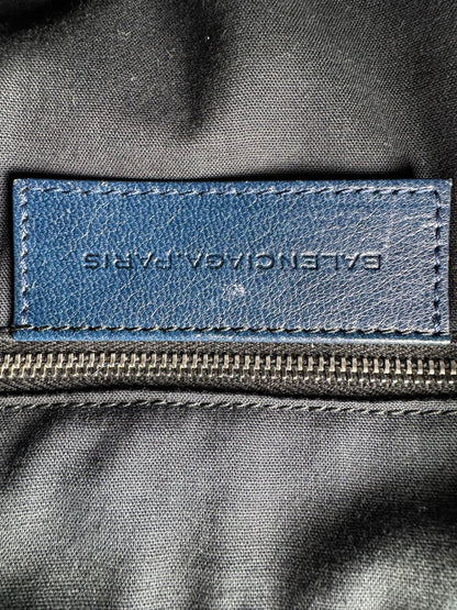 Balenciaga City First - respace.studio