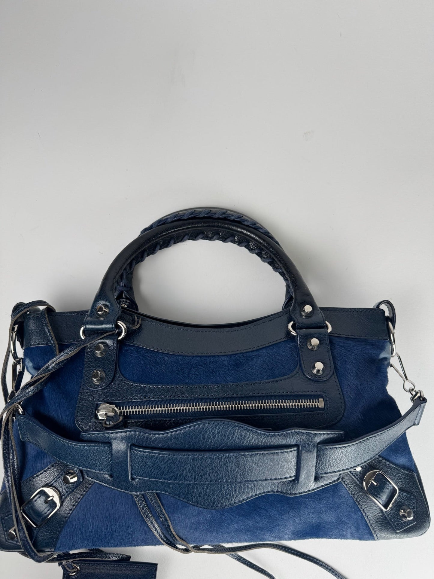 Balenciaga City First - respace.studio