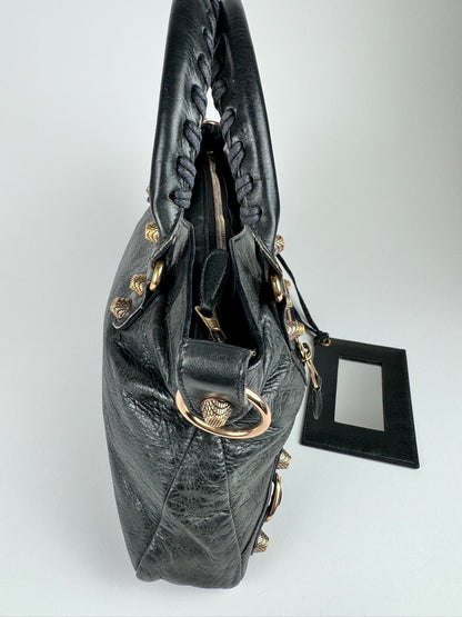 Balenciaga City First - respace.studio