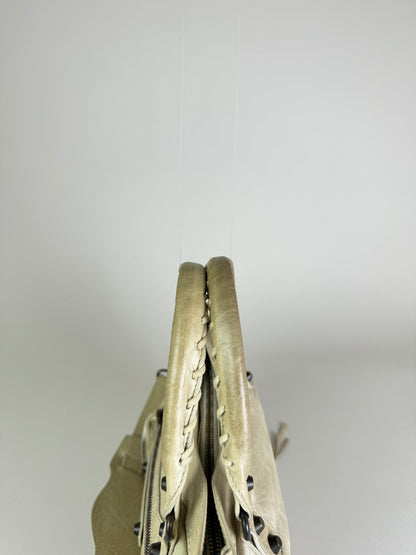 Balenciaga City First - respace.studio