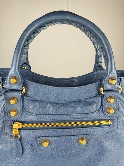 Balenciaga City Giant - respace.studio
