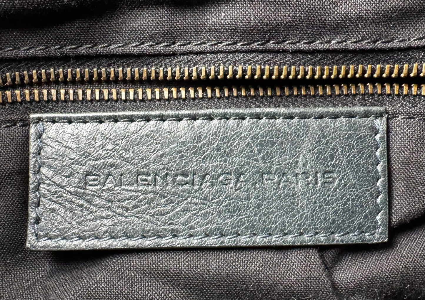 Balenciaga City Large - respace.studio