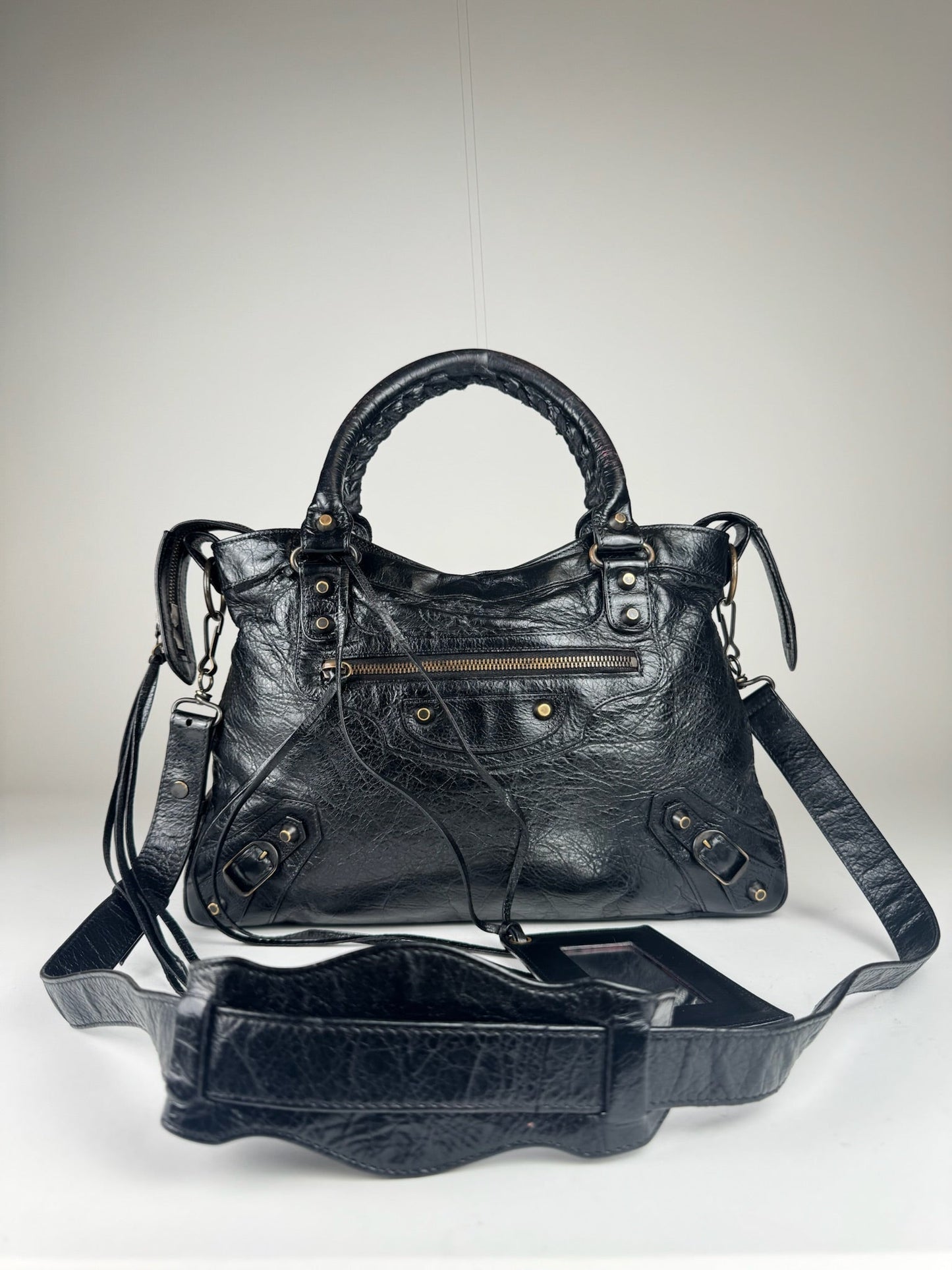 Balenciaga City Medium - respace.studio