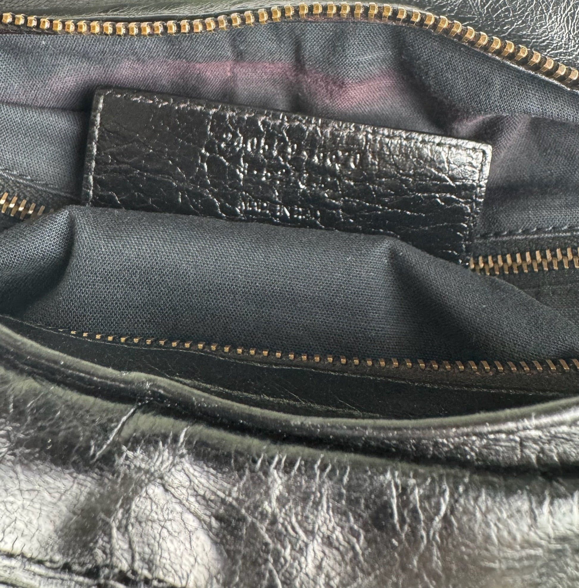 Balenciaga City Medium - respace.studio