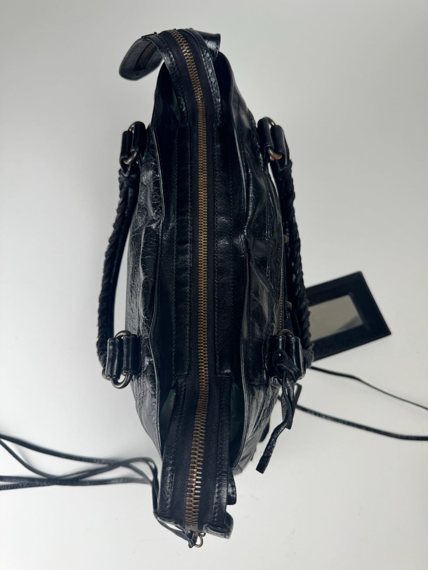 Balenciaga City Medium - respace.studio