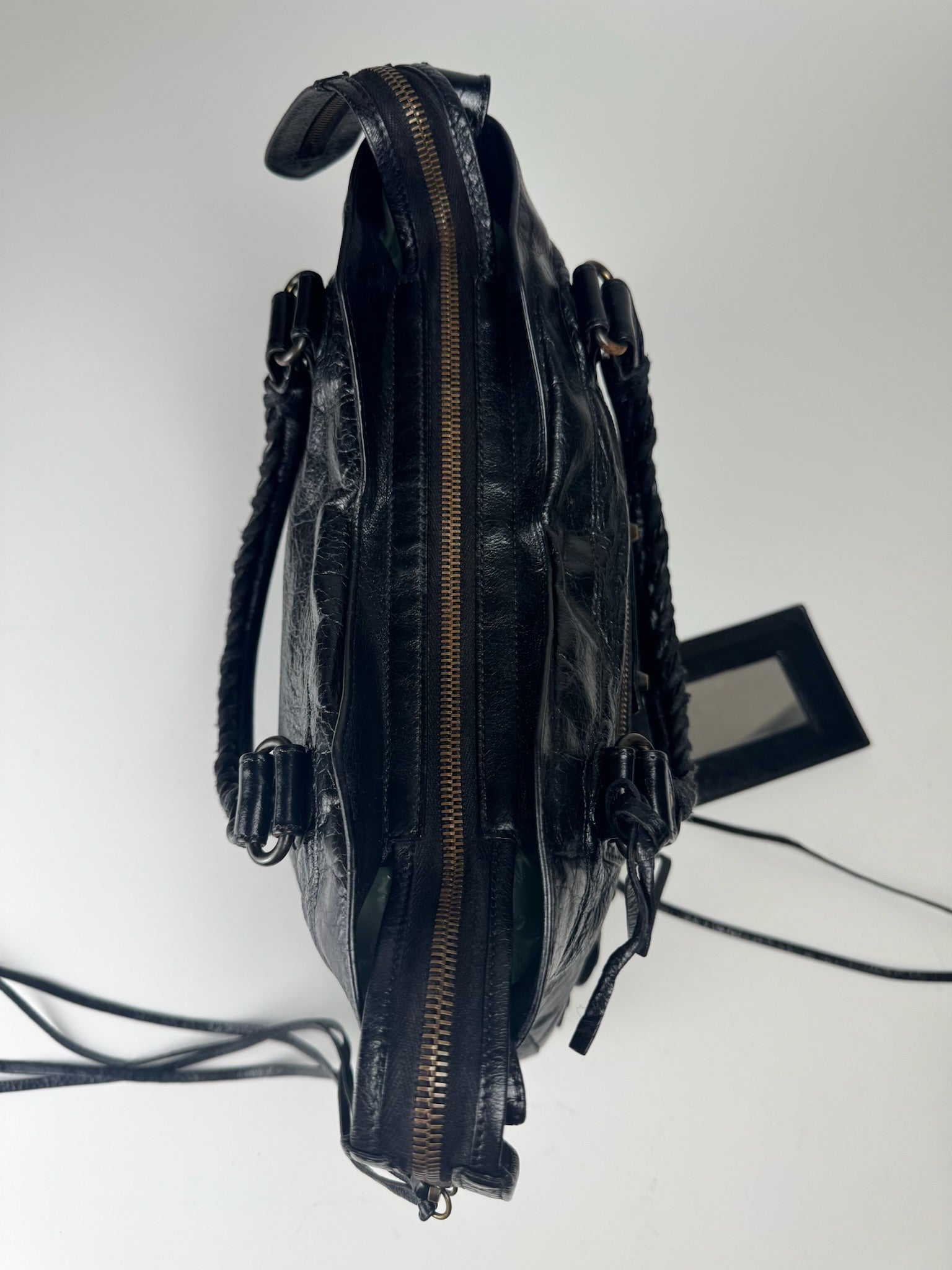 Balenciaga City Medium - respace.studio