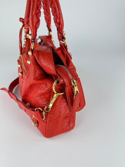 Balenciaga City Town - respace.studio