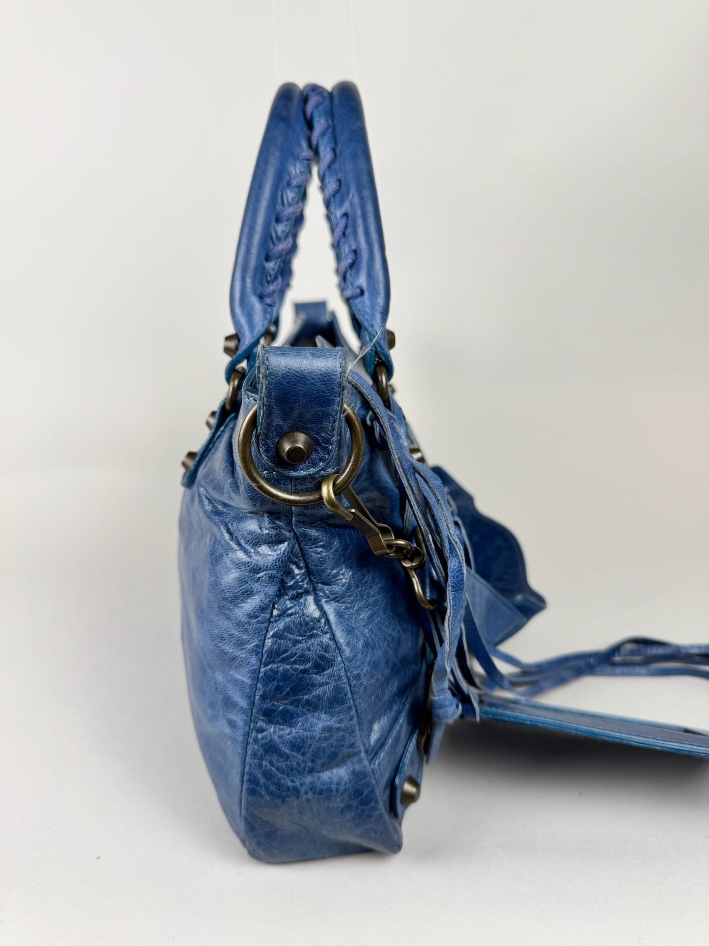 Balenciaga First - respace.studio