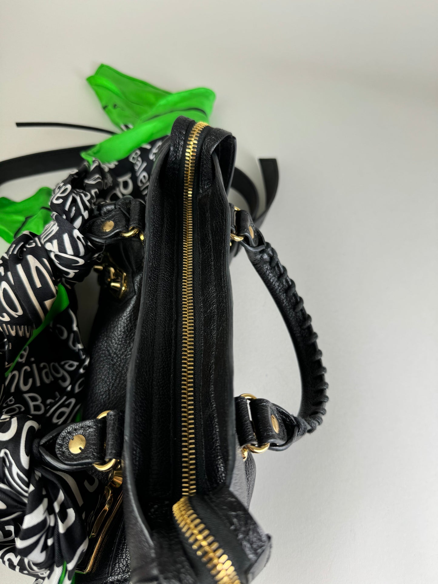 Balenciaga Mini City - respace.studio
