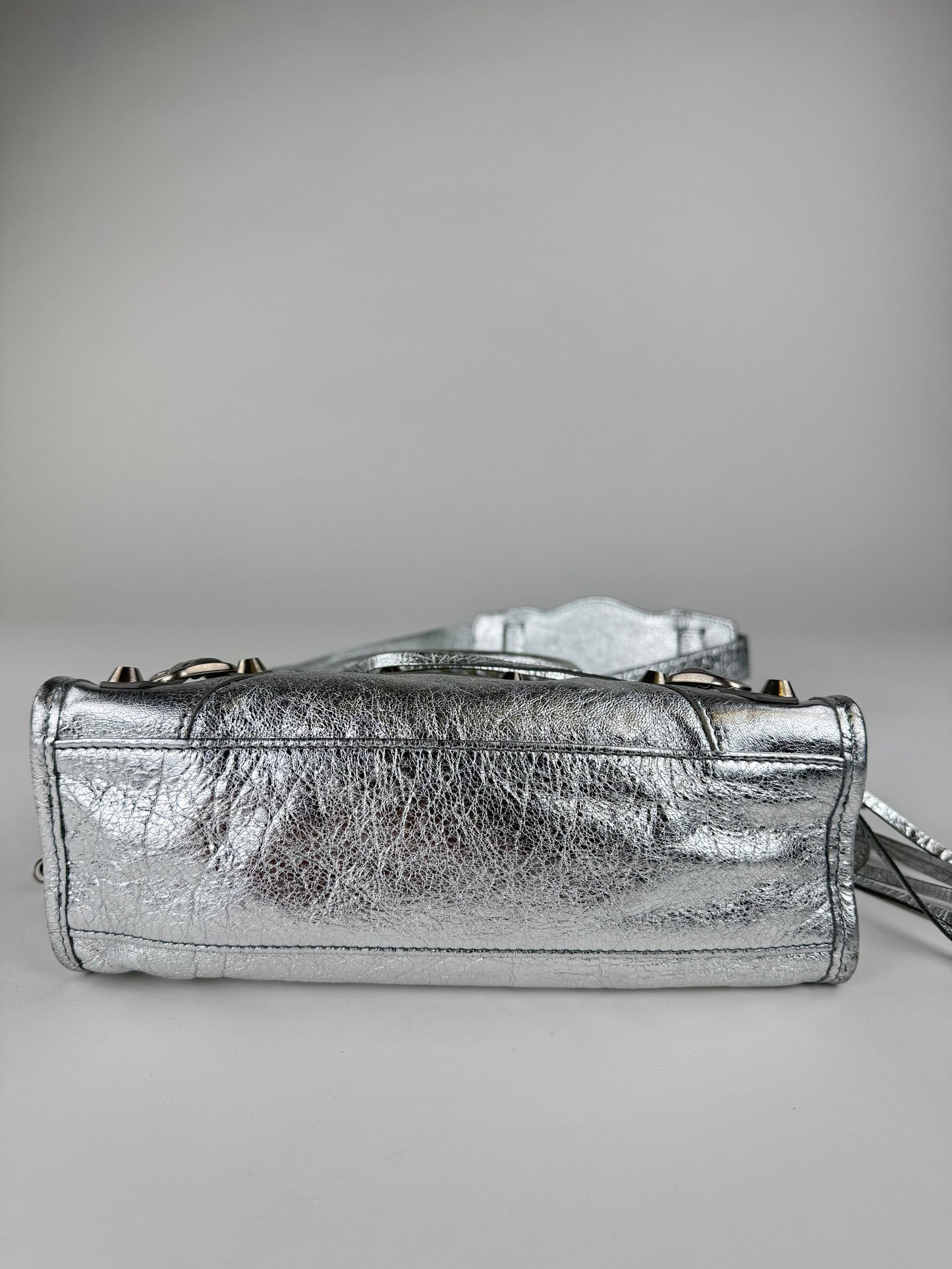 Balenciaga Mini City - respace.studio