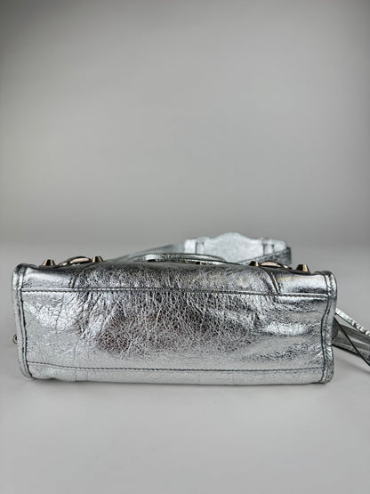 Balenciaga Mini City - respace.studio