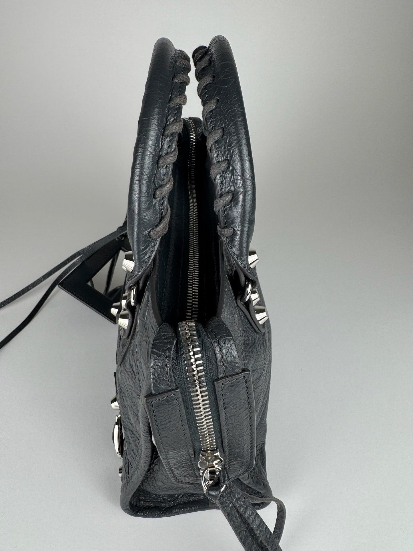 Balenciaga Mini City - respace.studio