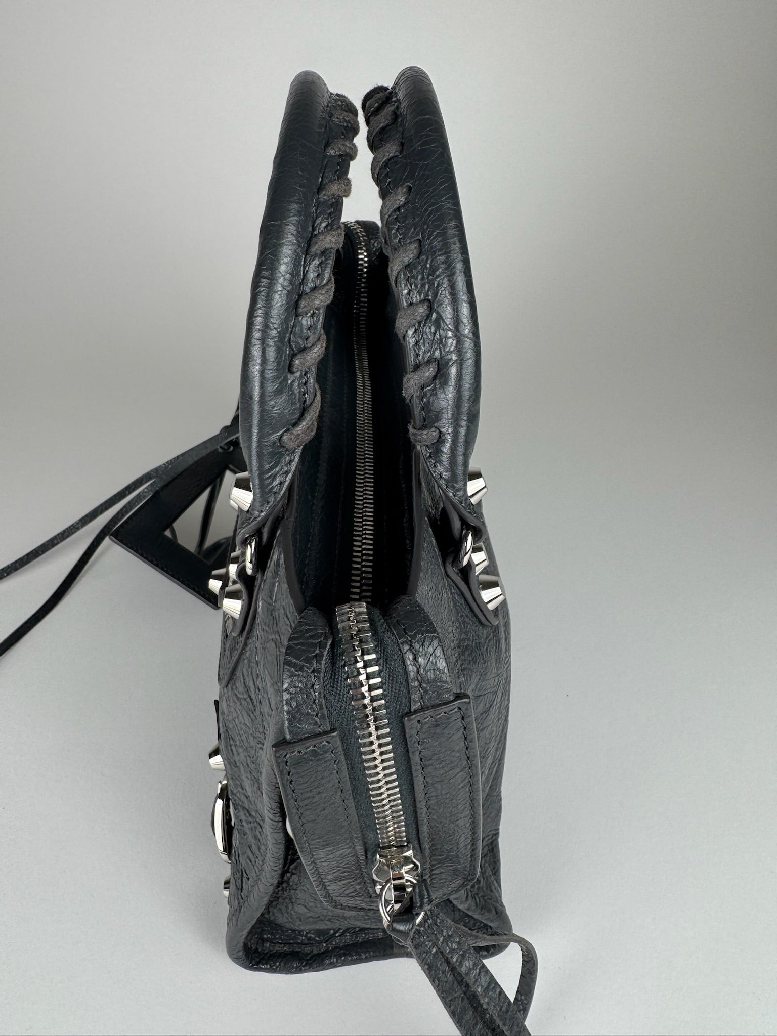 Balenciaga Mini City - respace.studio