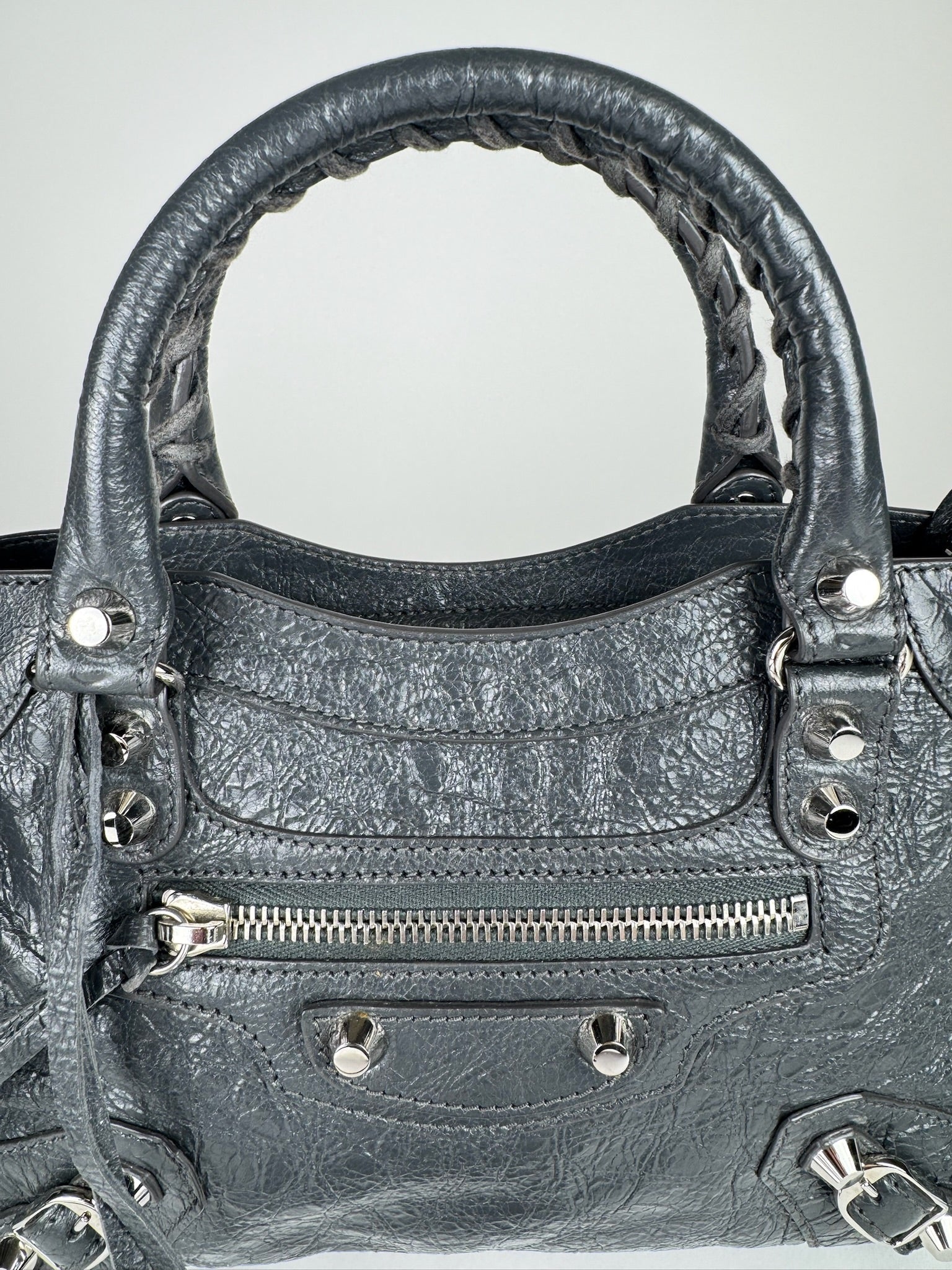 Balenciaga Mini City - respace.studio