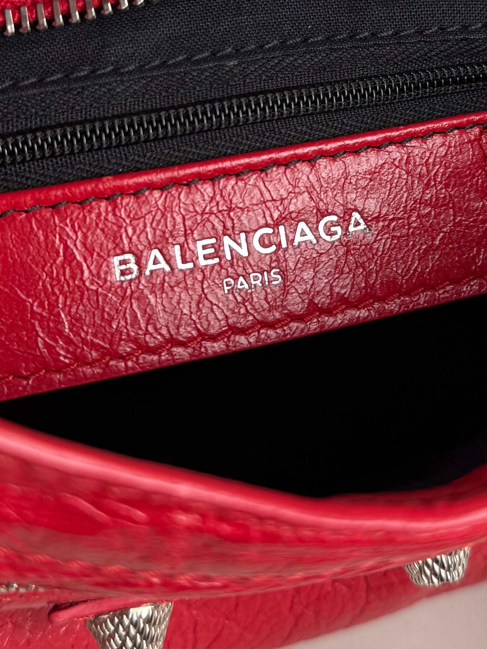 Balenciaga Mini City - respace.studio