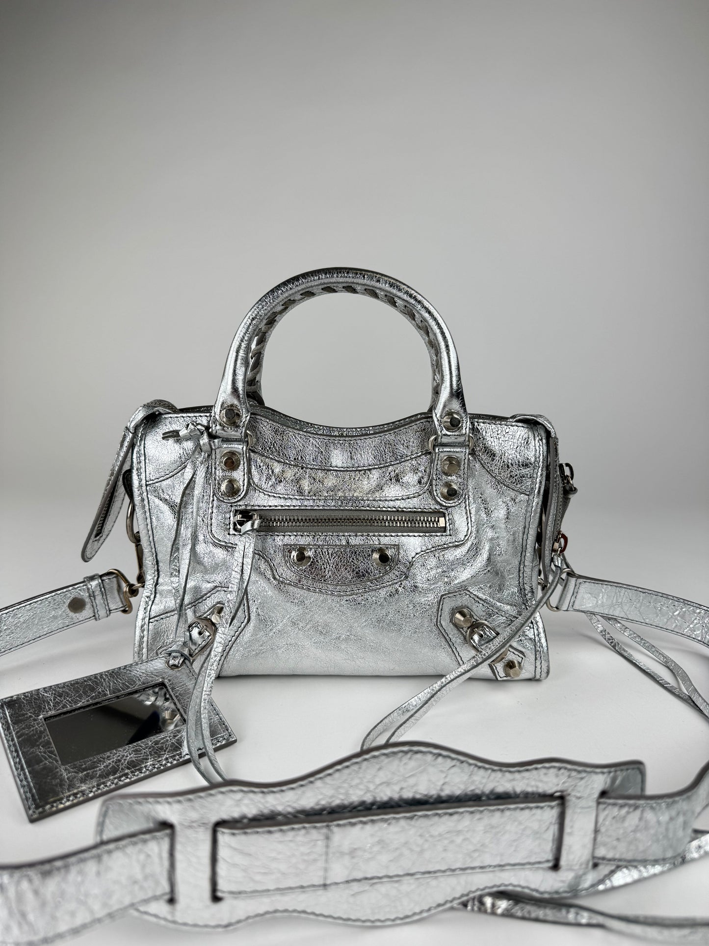 Balenciaga Mini City - respace.studio