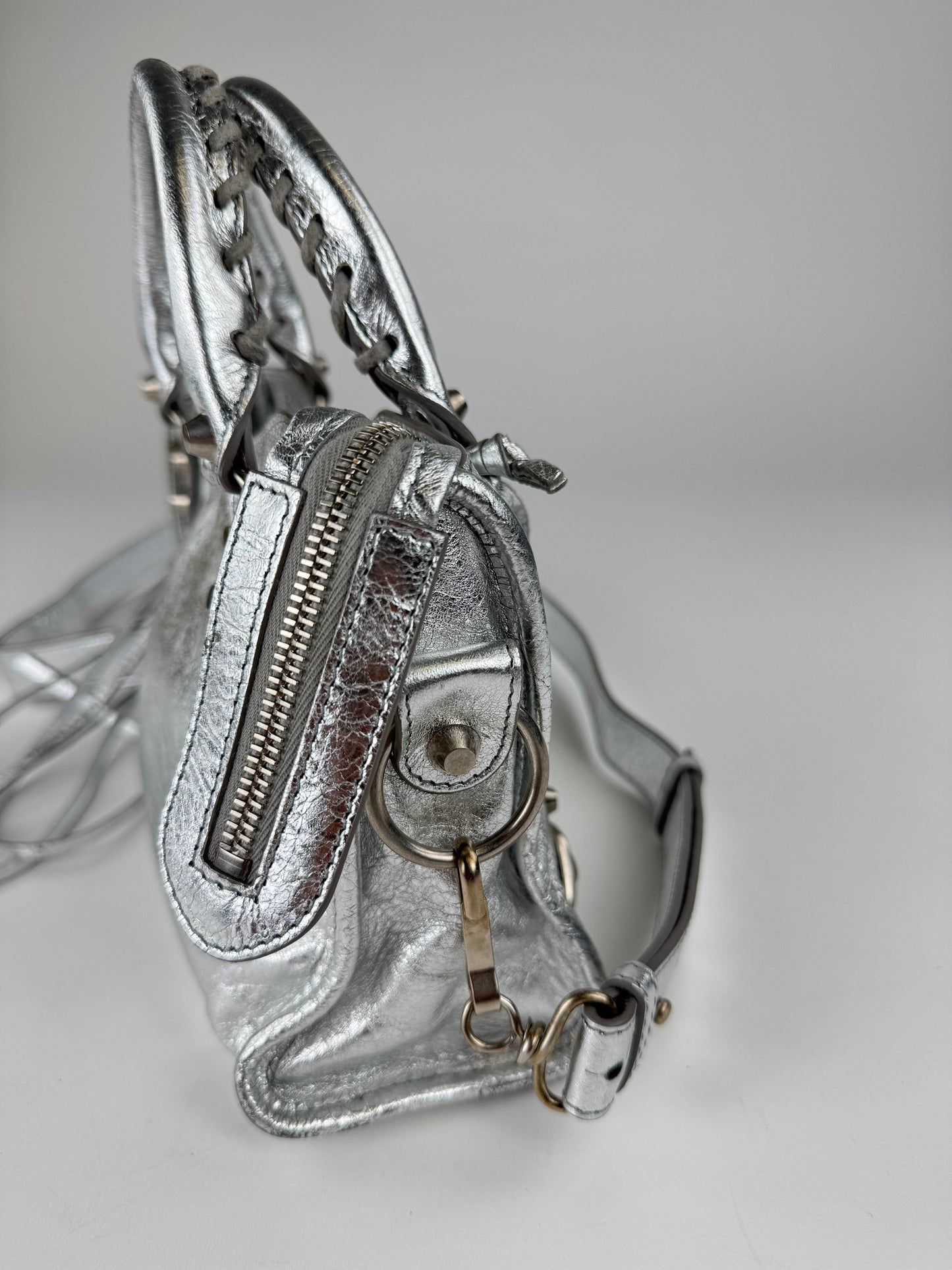 Balenciaga Mini City - respace.studio