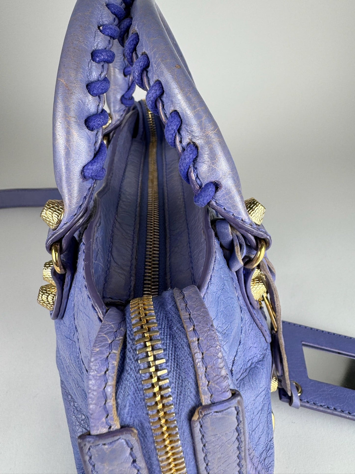 Balenciaga Mini City - respace.studio