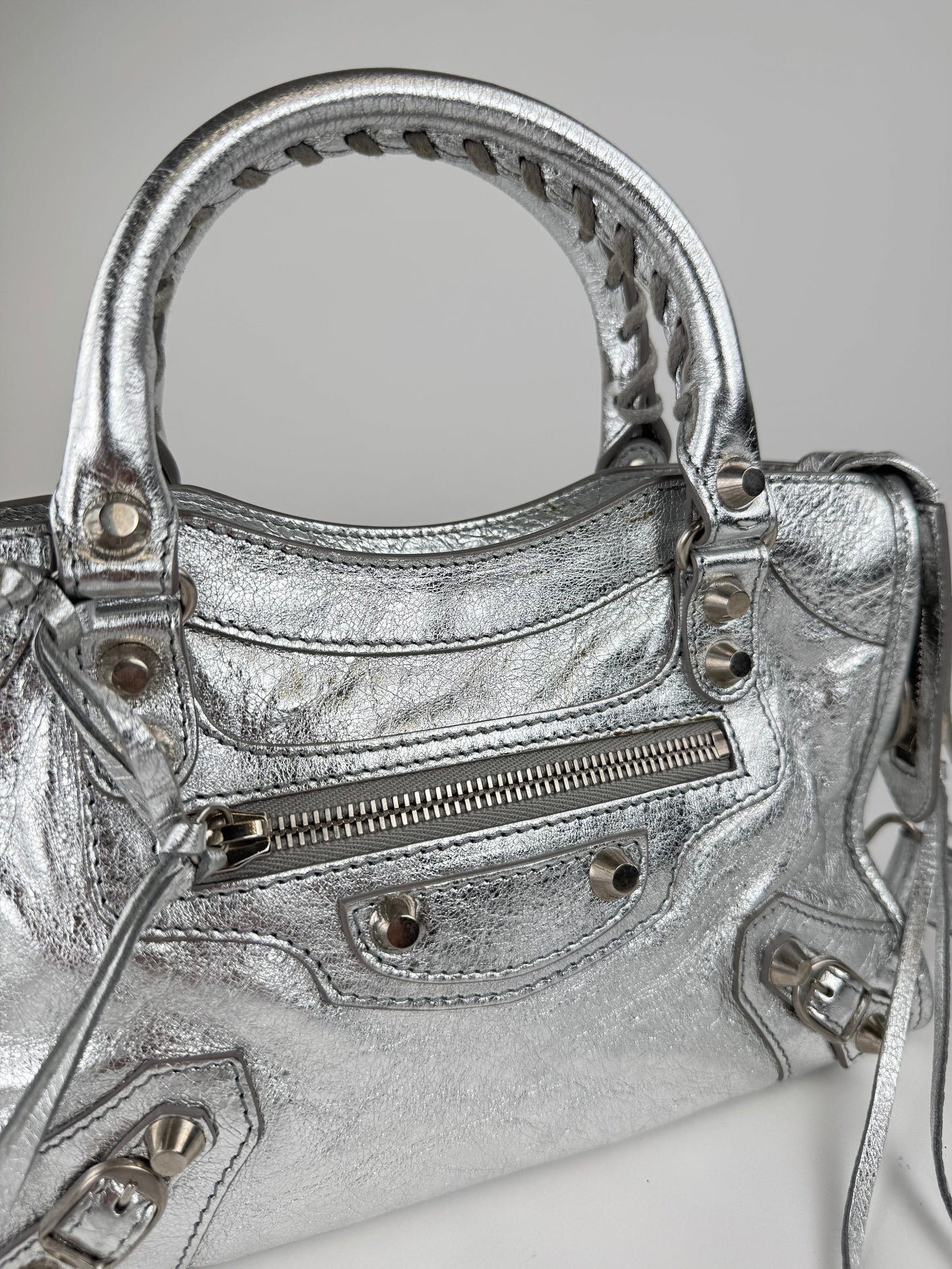 Balenciaga Mini City - respace.studio