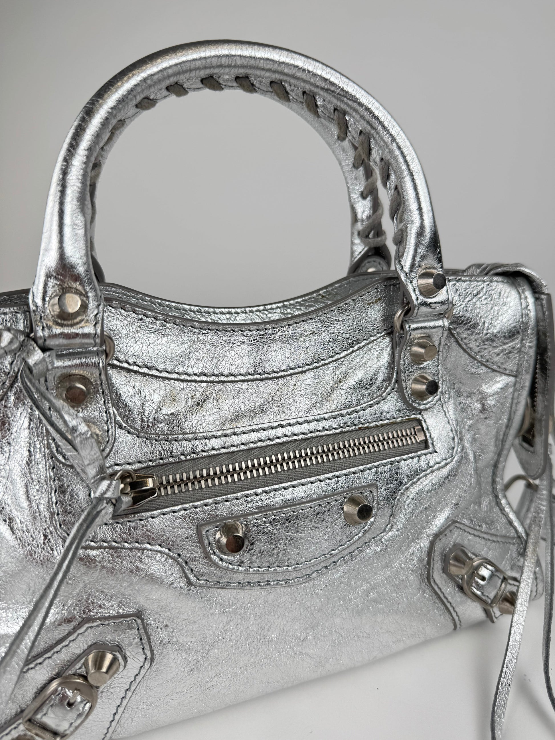 Balenciaga Mini City - respace.studio