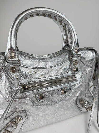 Balenciaga Mini City - respace.studio