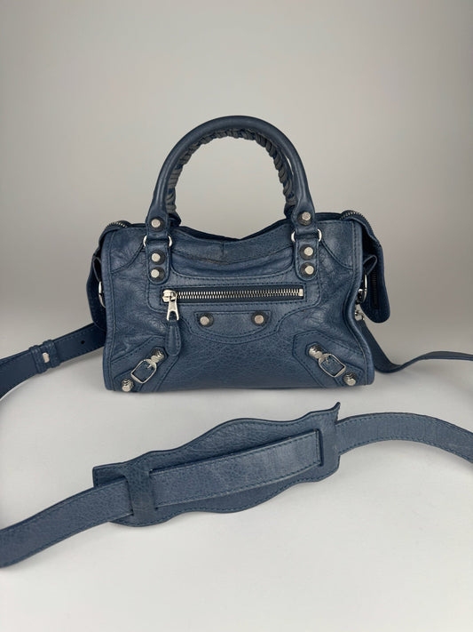 Balenciaga Mini City - respace.studio