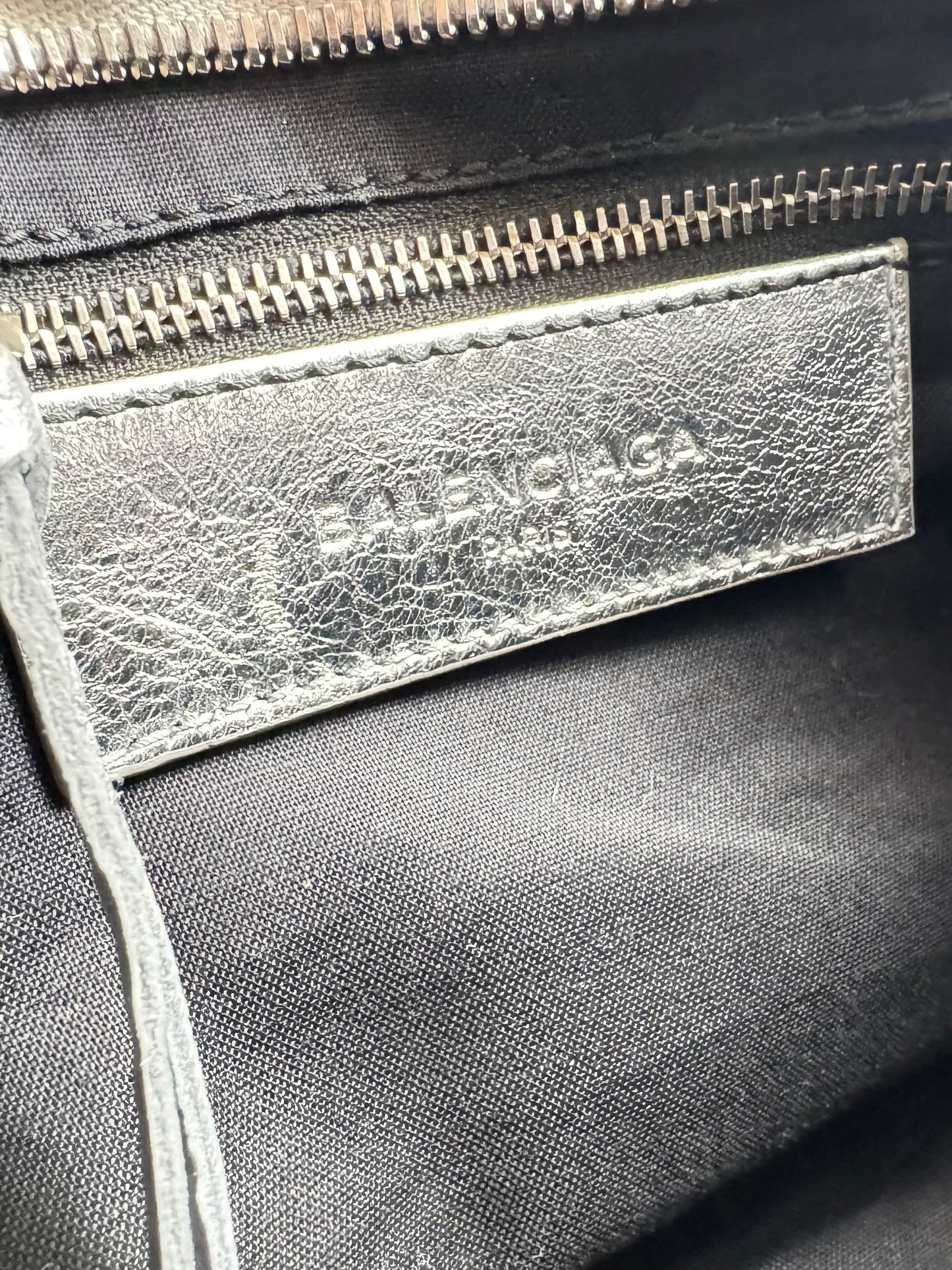 Balenciaga Mini City - respace.studio