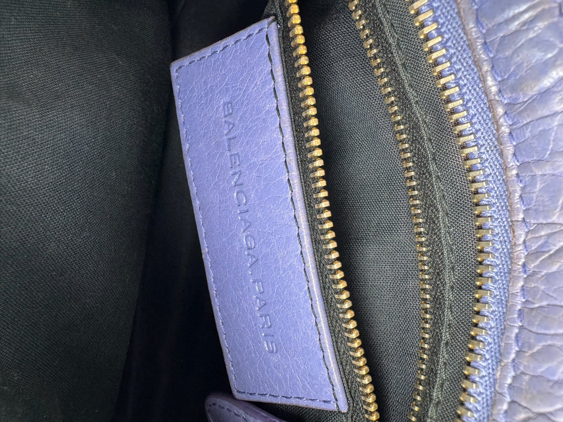 Balenciaga Mini City - respace.studio