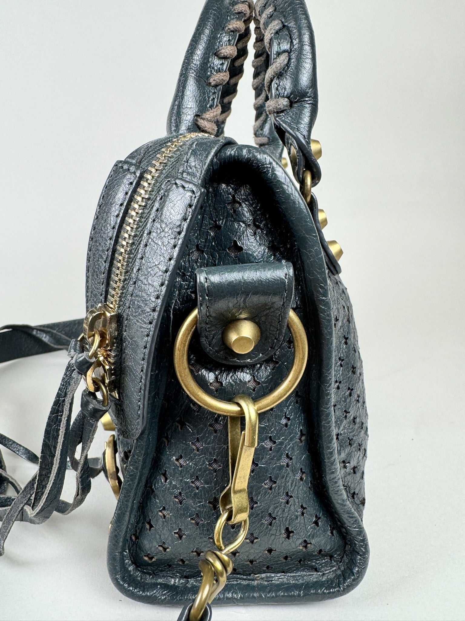 Balenciaga Mini City - respace.studio