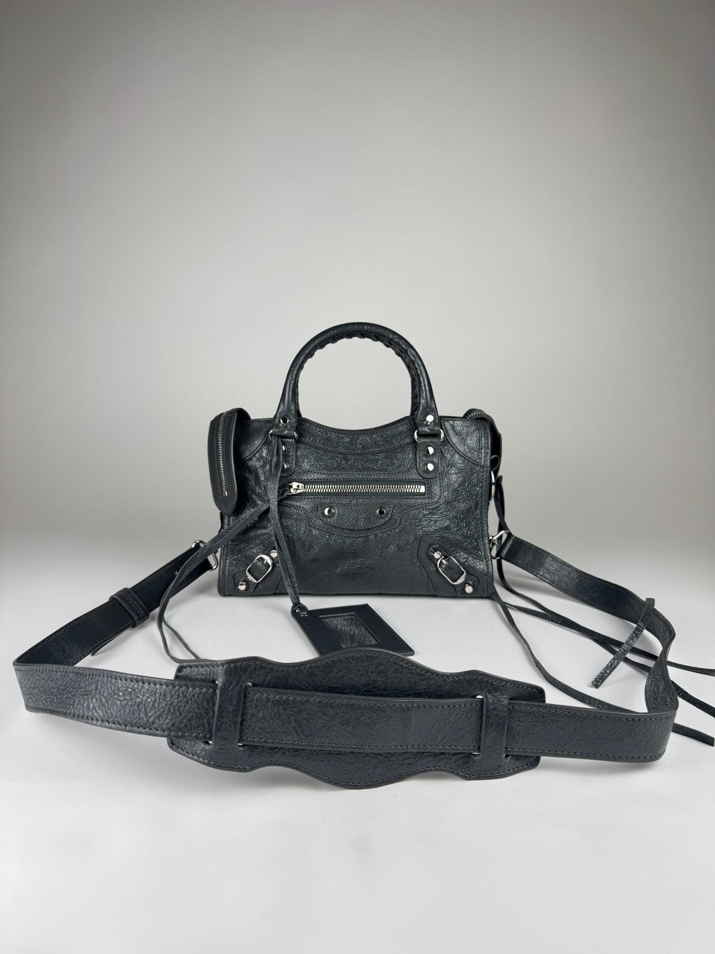 Balenciaga Mini City - respace.studio