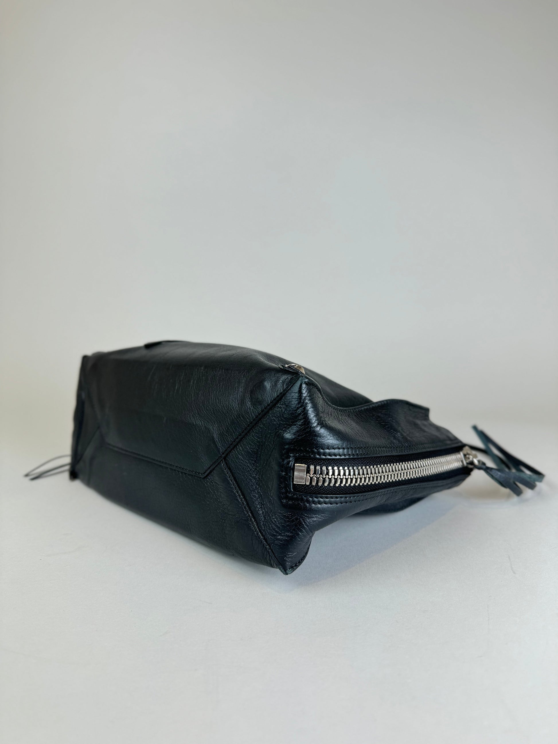 Balenciaga Papier A6 - respace.studio