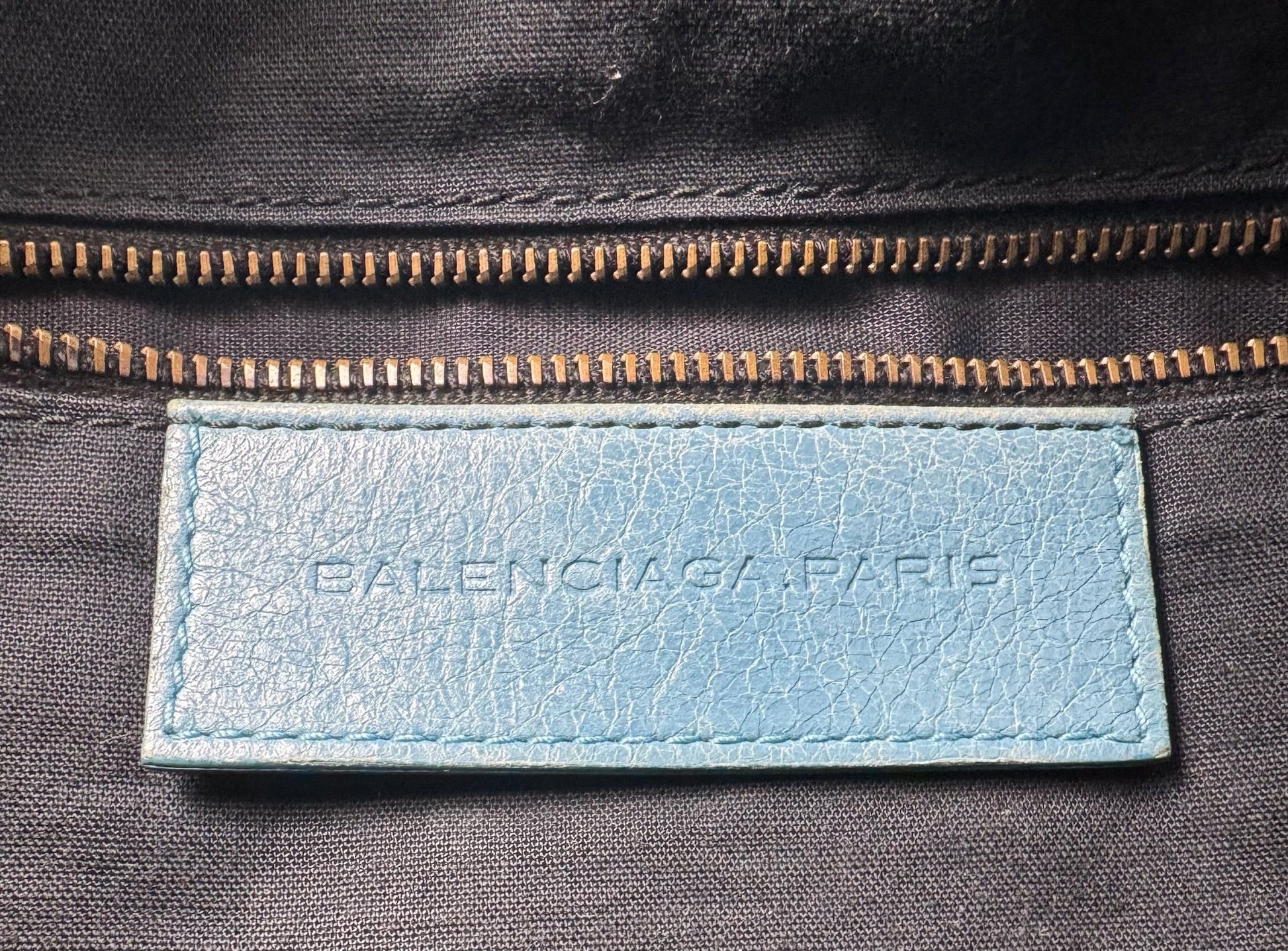 Balenciaga Part time City - respace.studio
