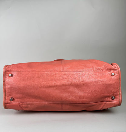 Balenciaga Tote City Work - respace.studio