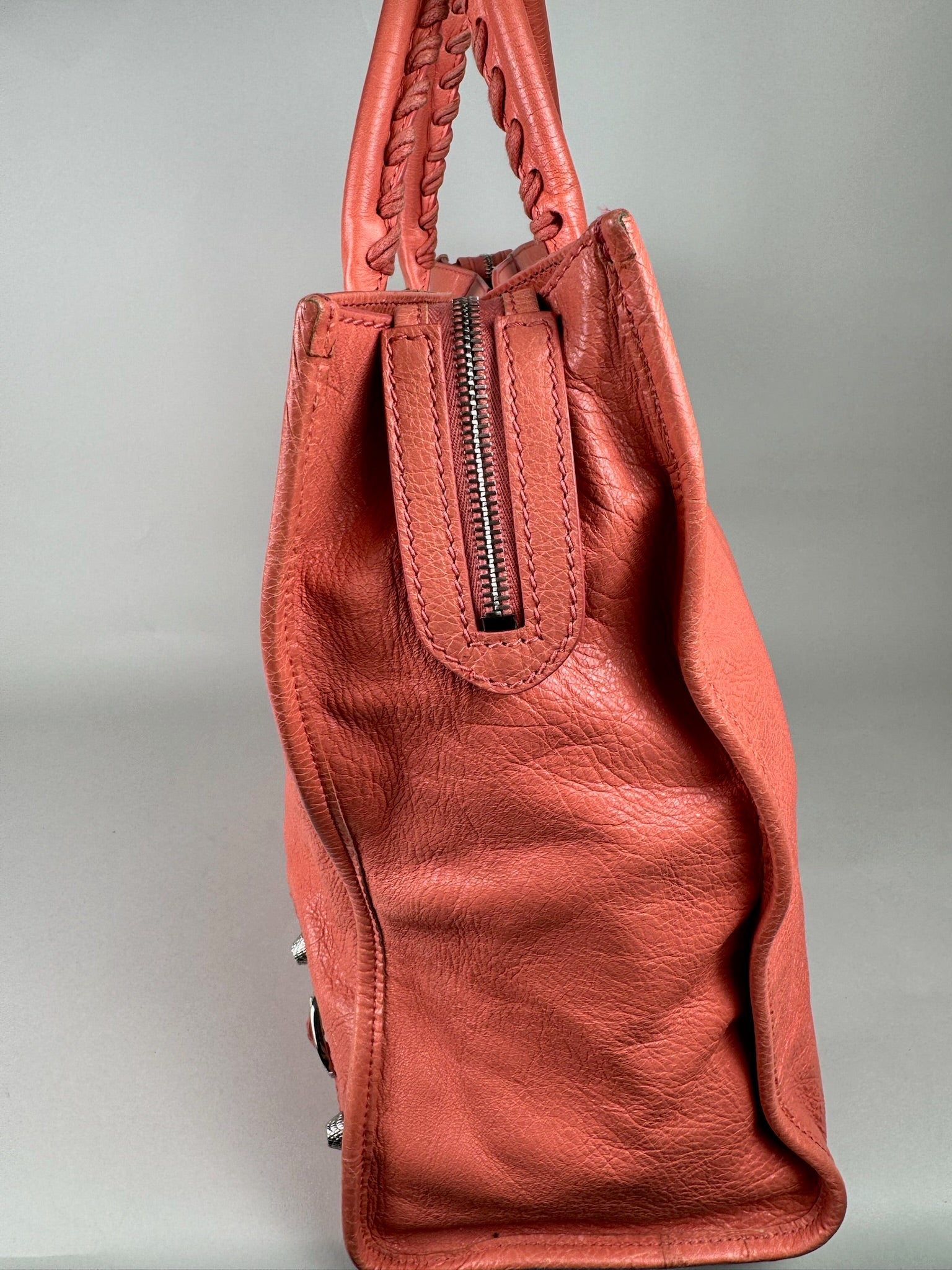 Balenciaga Tote City Work - respace.studio