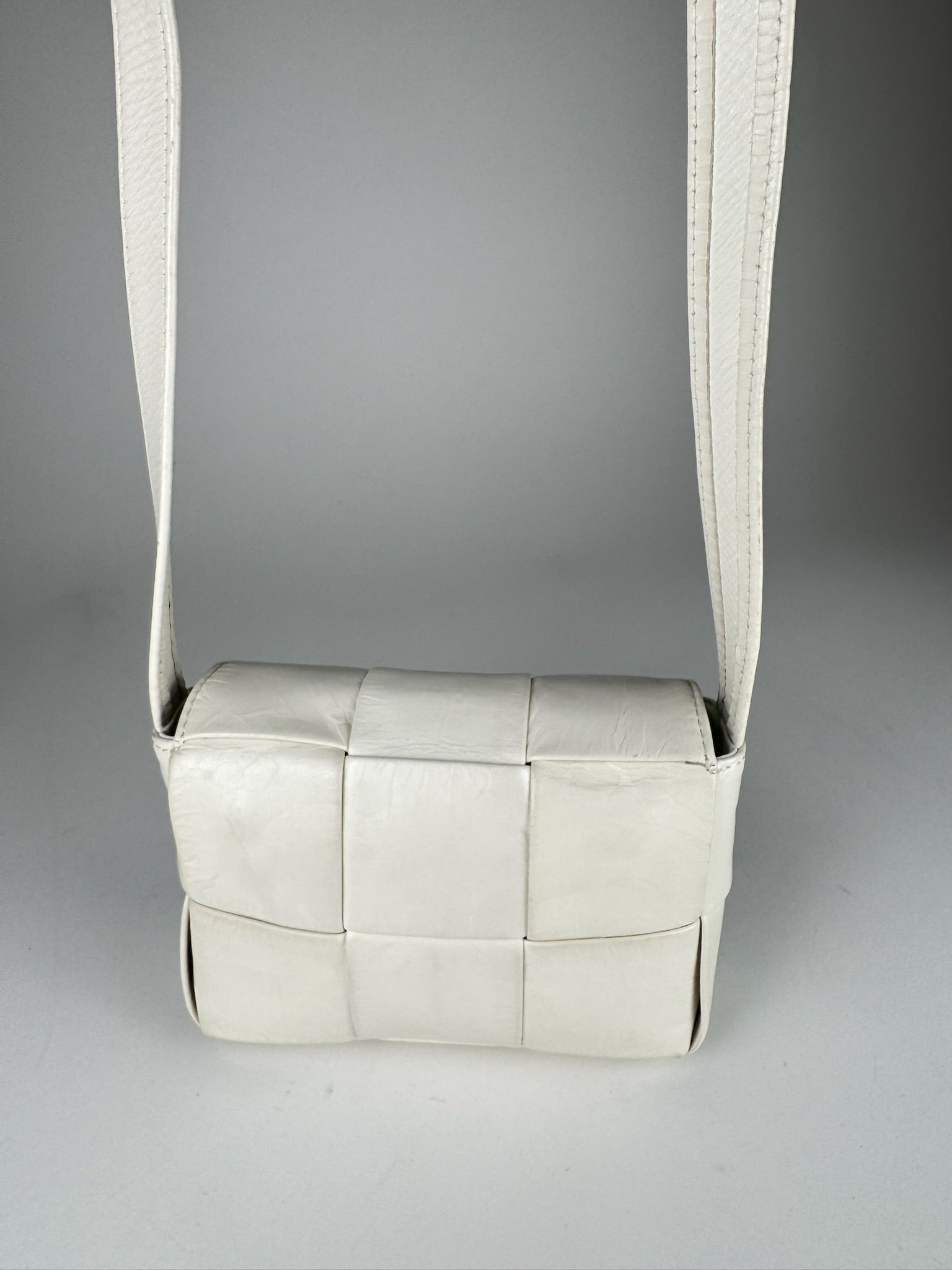 Bottega Veneta Candy Mini Cassette - respace.studio