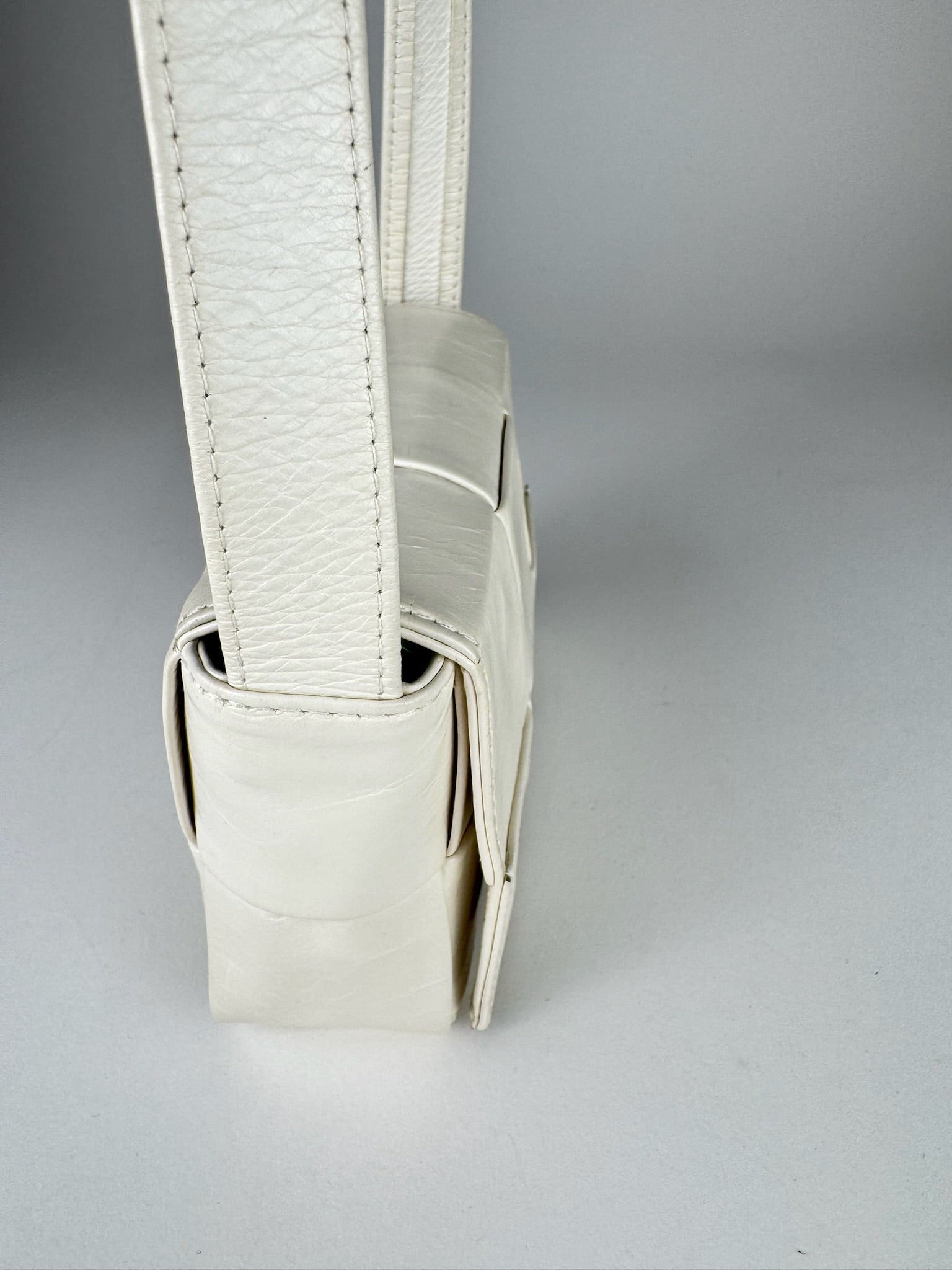 Bottega Veneta Candy Mini Cassette - respace.studio