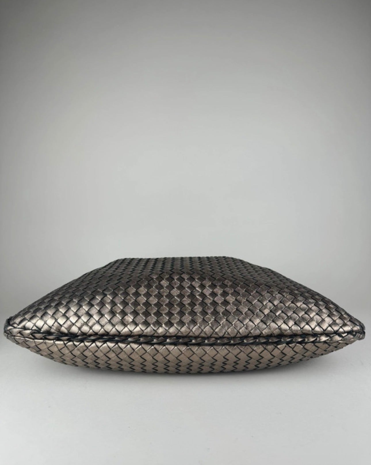 Bottega Veneta Hobo - respace.studio
