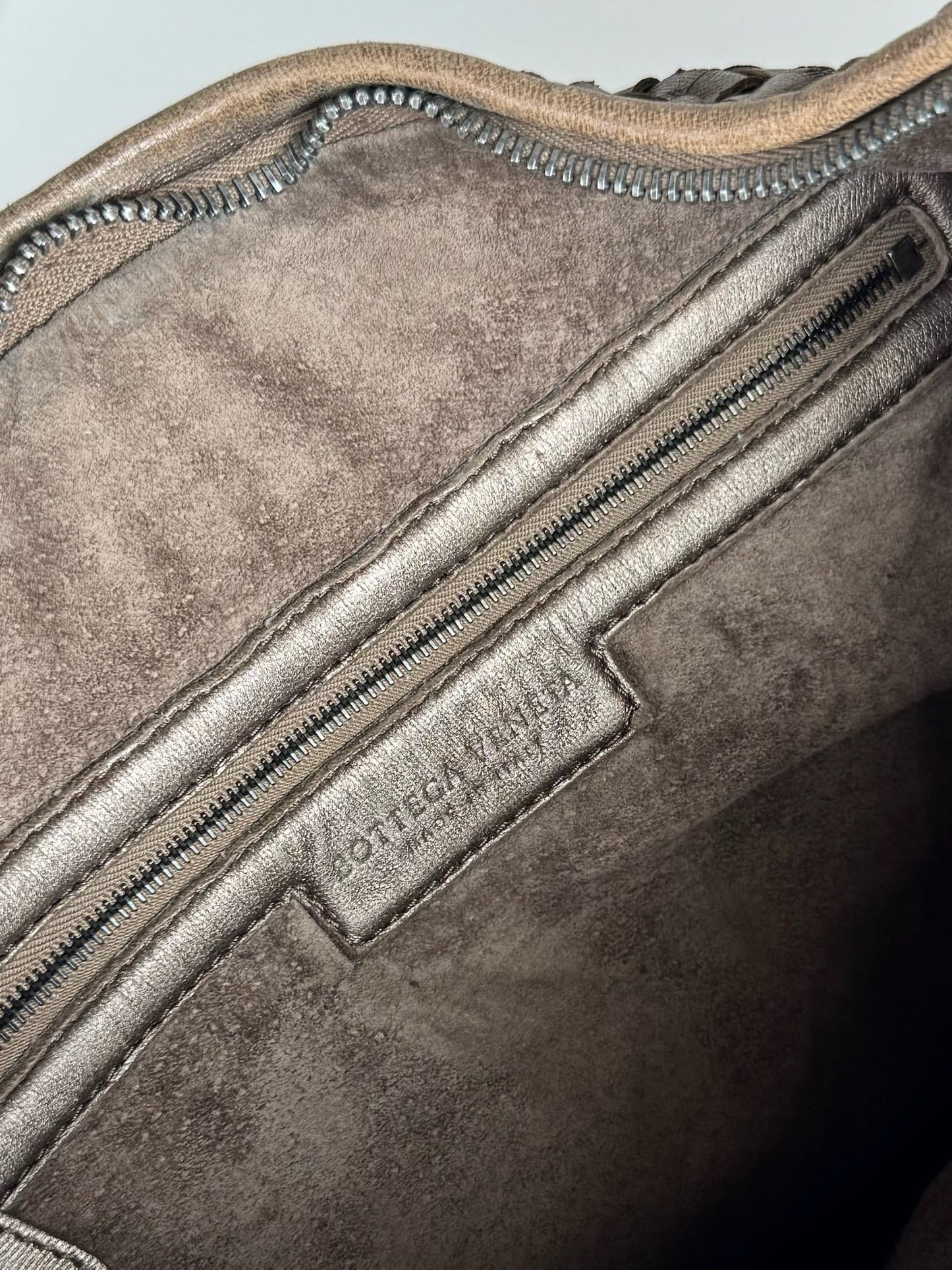 Bottega Veneta Hobo - respace.studio