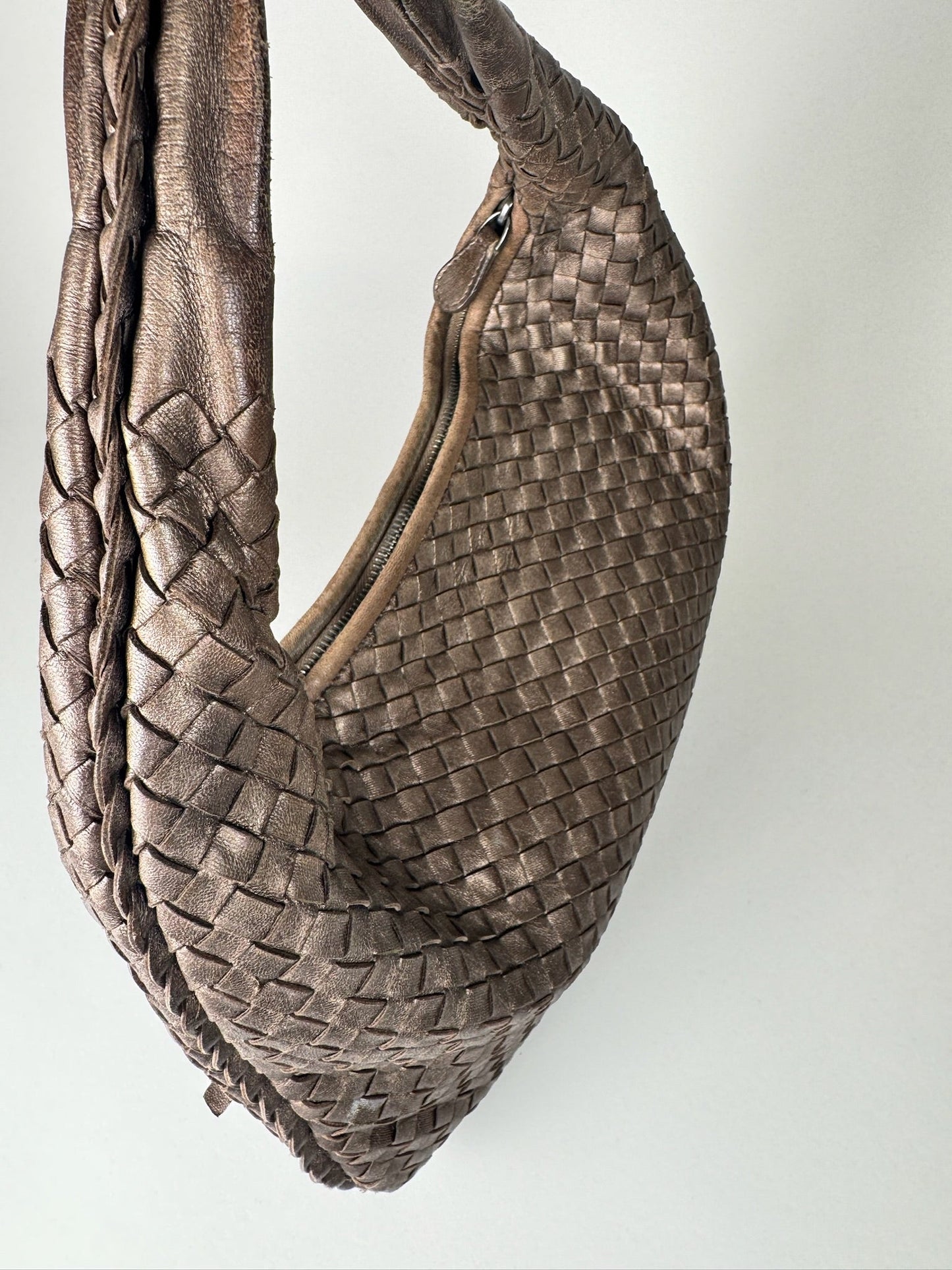 Bottega Veneta Hobo - respace.studio