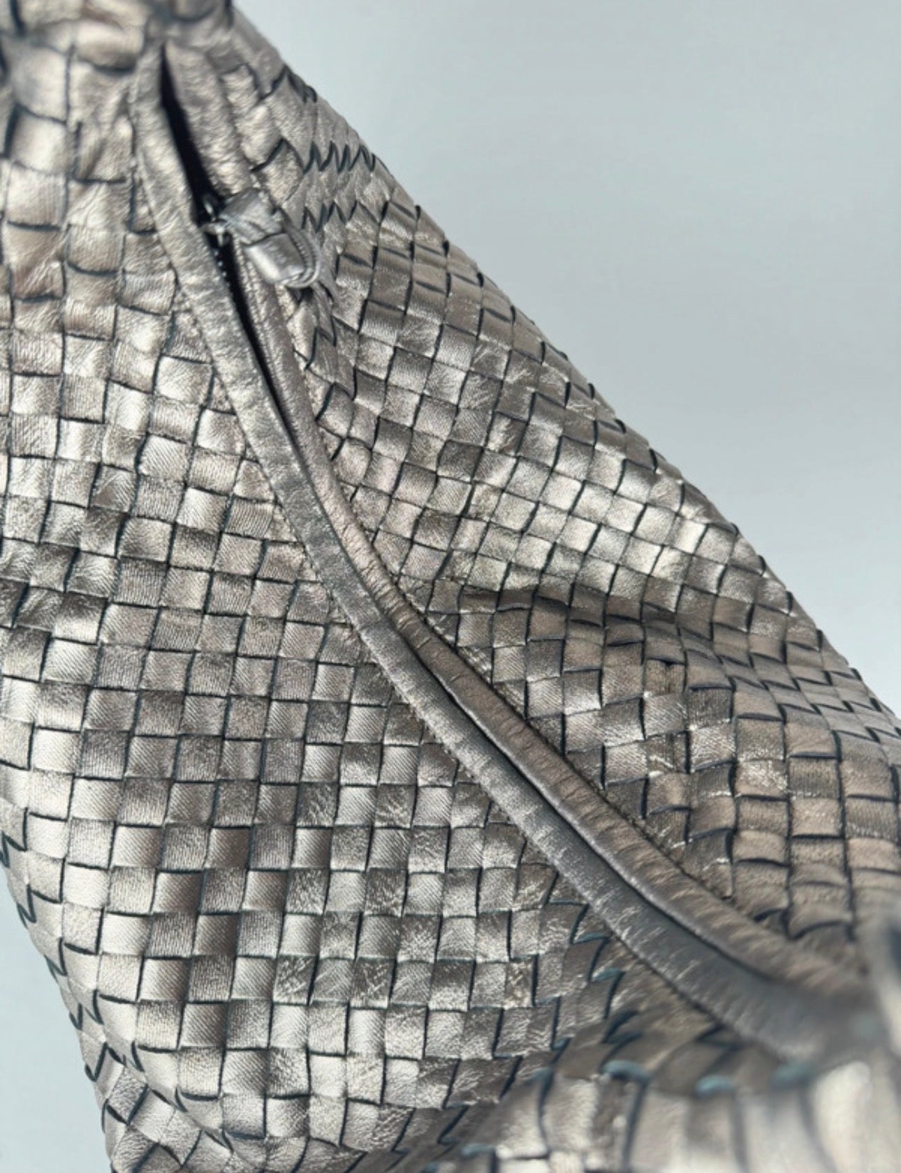 Bottega Veneta Hobo - respace.studio