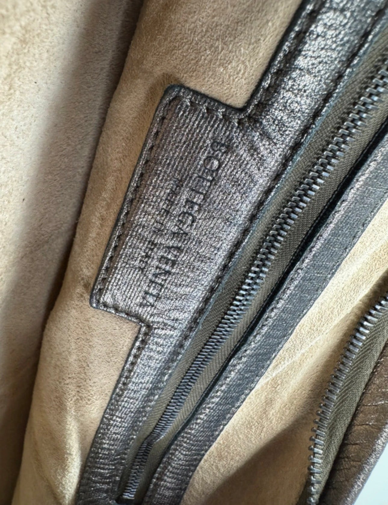 Bottega Veneta Hobo - respace.studio