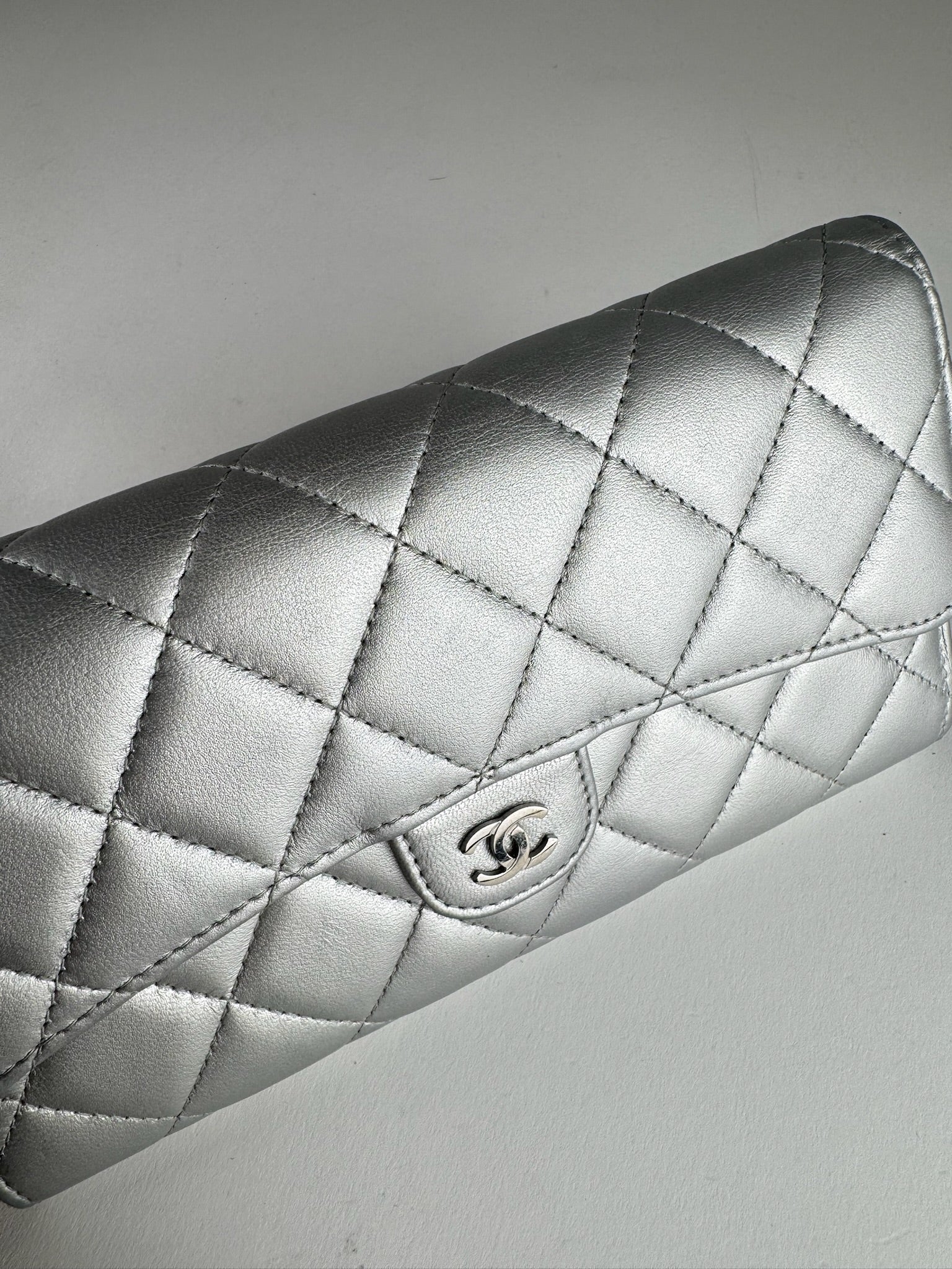 Chanel Continental Wallet - respace.studio
