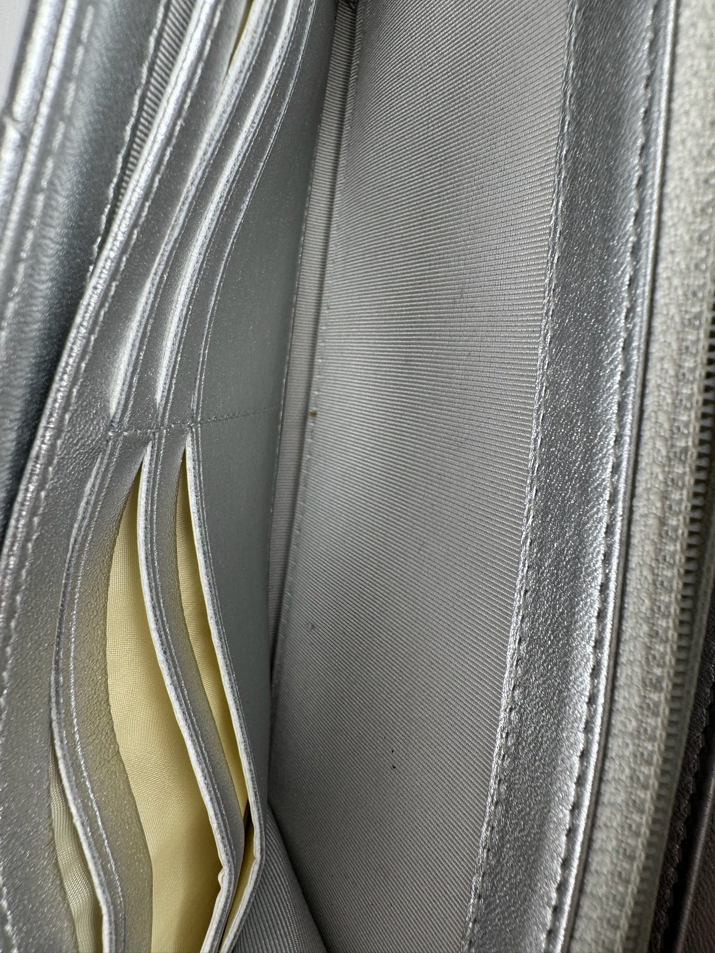 Chanel Continental Wallet - respace.studio
