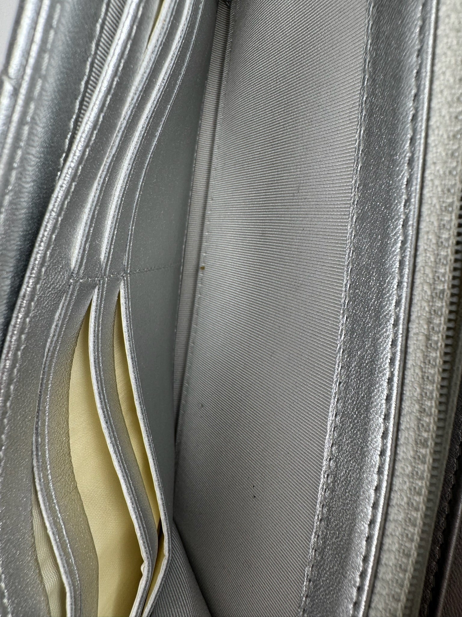 Chanel Continental Wallet - respace.studio