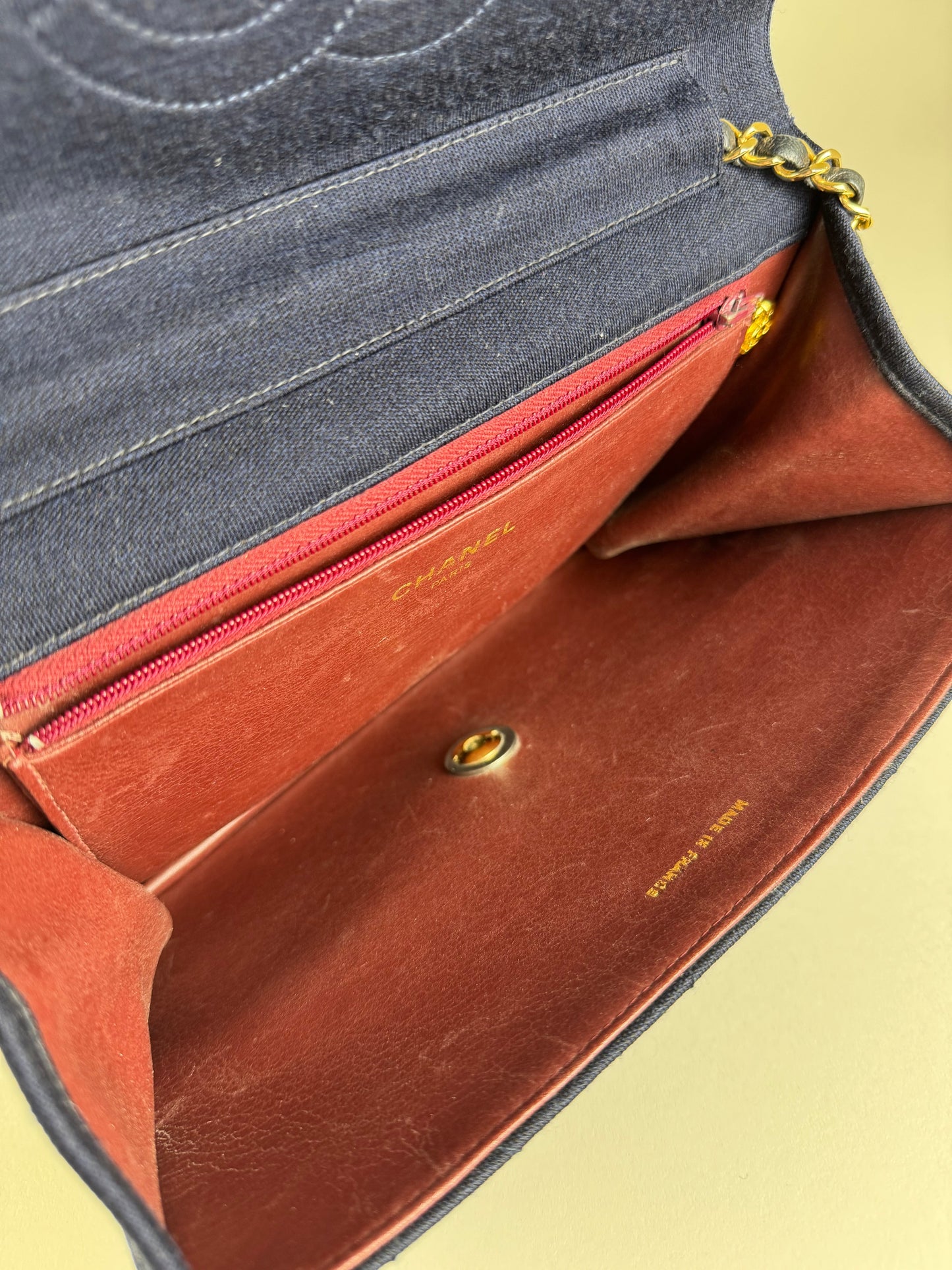 Chanel Single Flap - respace.studio