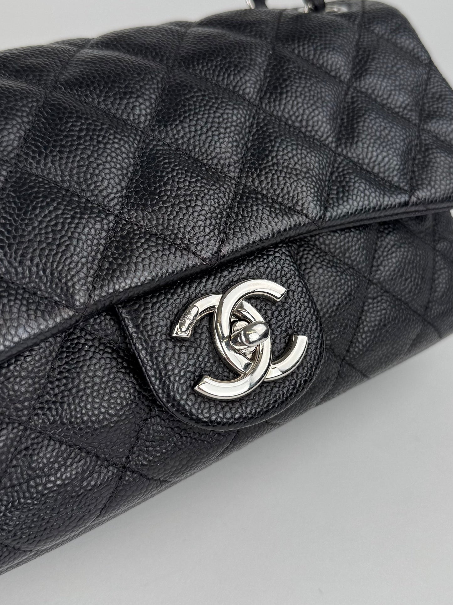 Chanel Single Flap Caviar - respace.studio