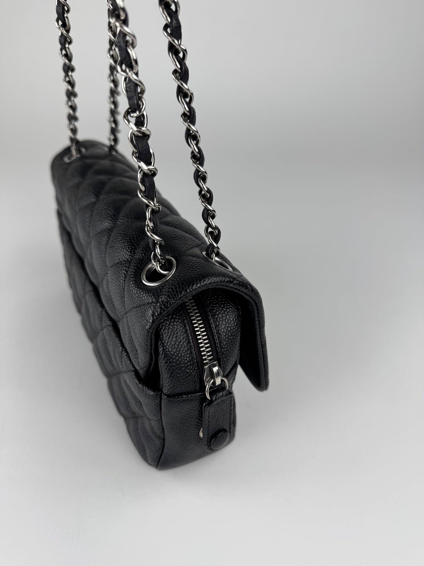 Chanel Single Flap Caviar - respace.studio