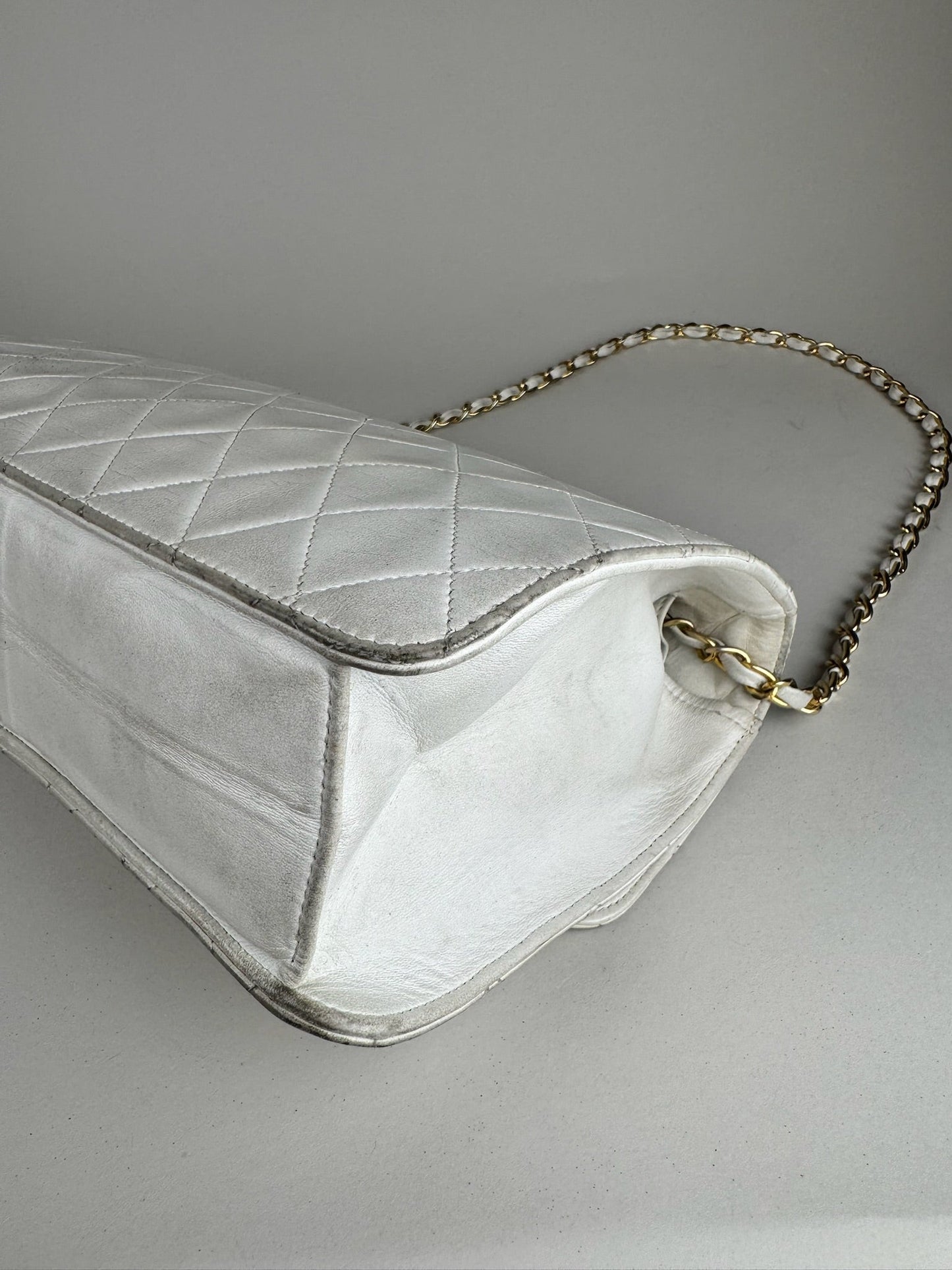 Chanel Single Flap Lambskin - respace.studio